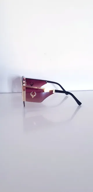 GAFAS DE SOL DE LUJO NUEVO A ESTRENAR