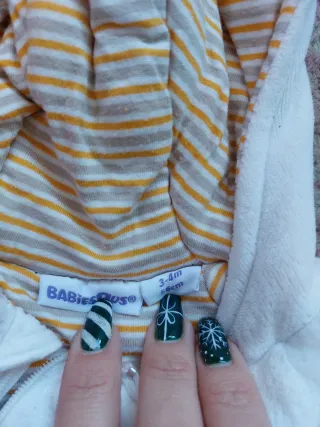 Buzo de bebé Toys R Us con osito 56 cm 3-4 meses