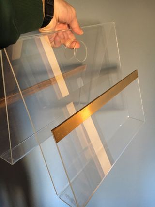 Portariviste vintage in metacrilato e metallo dorato