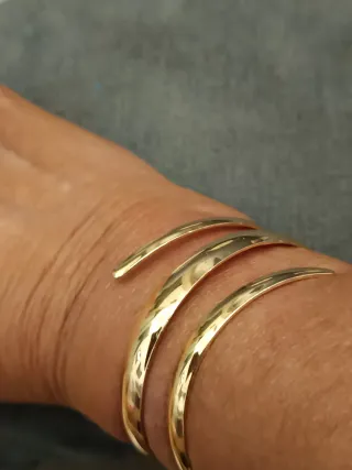 Pulsera y Anillo Dorado y Plateado