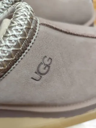 Zuecos UGG Tazz II Beige