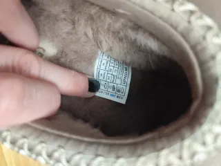 Zuecos UGG Tazz II Beige