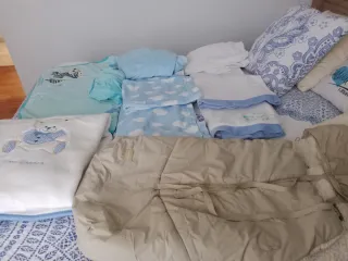 Lote 2 juegos sábanas cuna + manta + funda carro