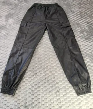 Pantalones Cargo Faux Leather Bershka Estilo Y2K S