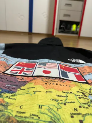 Supreme x The North Face Atlas Jacket