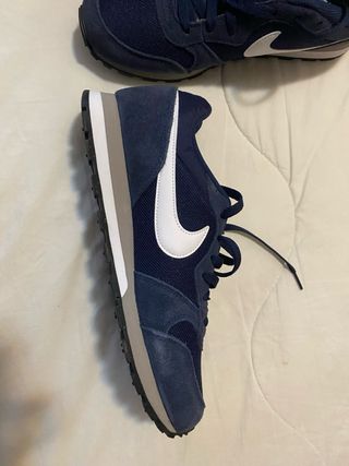 Zapatillas Nike MD Runner 2 Talla 43 sin estrenar