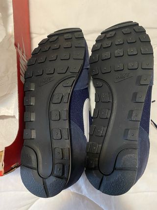 Zapatillas Nike MD Runner 2 Talla 43 sin estrenar