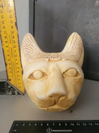 Antigua cabeza gato diosa Bastet