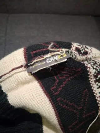 Set 3 cappellini invernali: nero, rosso, rosa