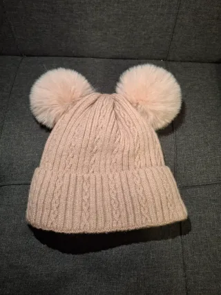 Set 3 cappellini invernali: nero, rosso, rosa