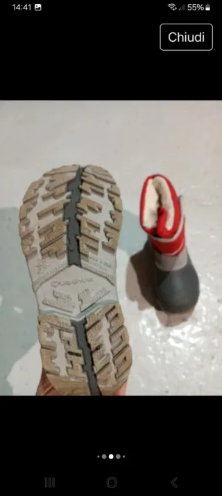 Stivali da neve rossi e grigi