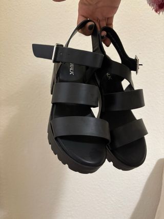 Sandalias negras plataforma