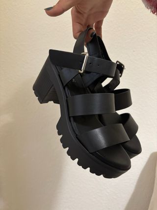 Sandalias negras plataforma