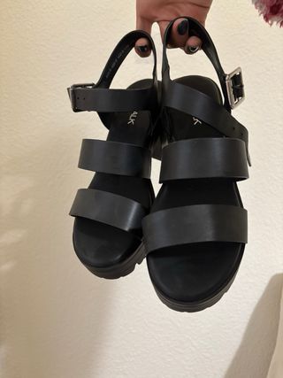 Sandalias negras plataforma