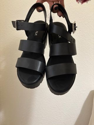 Sandalias negras plataforma