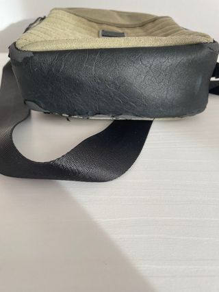 Bolso bandolera Antony Morato beige y negro