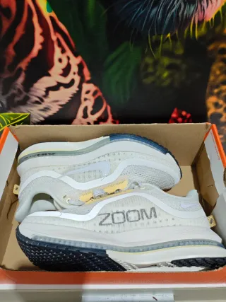 Nike Pegasus Premium Blanco/Amarillo