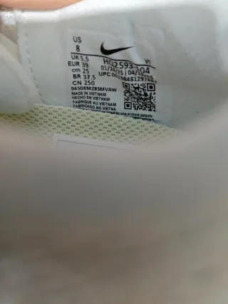 Nike Pegasus Premium Blanco/Amarillo