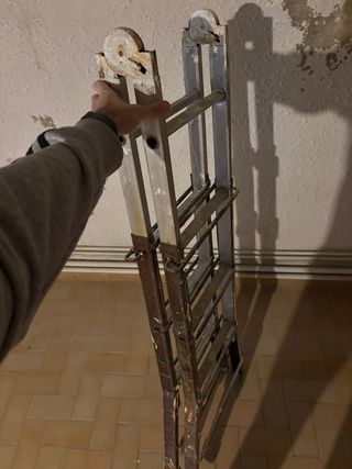 Lote Escalera de Tijera y Escalera de regalo