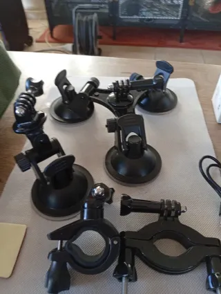 GoPro Hero 7 Black + Accessori