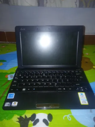Ordenador portátil ASUS negro
