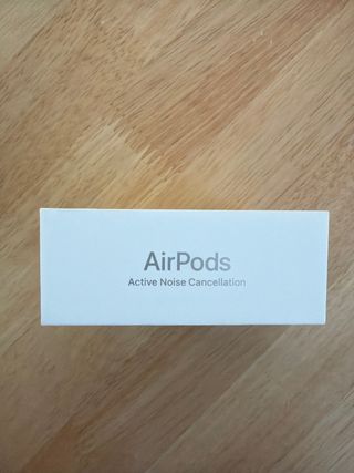 AirPods 4 con cancelación de ruido