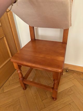 Mesa Comedor Cristal y 4 Sillas Madera