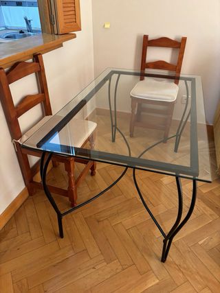 Mesa Comedor Cristal y 4 Sillas Madera