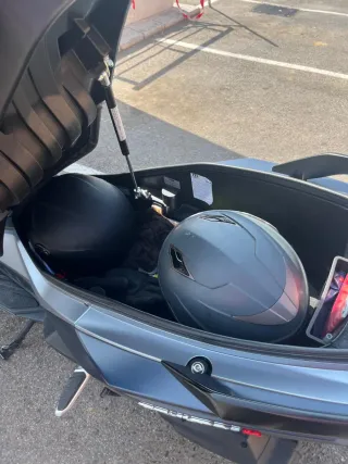 Moto Kymco Cruisym 300cc ABS