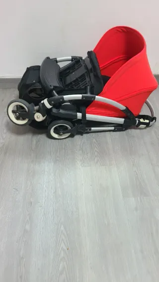 Bugaboo Bee rojo