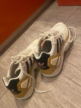 Zapatillas Adidas Disney Talla 38 2/3.
