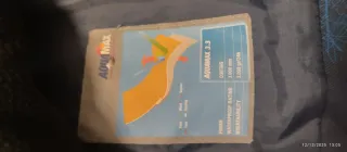 Anorak McKinley niño azul y negro Talla 14 años