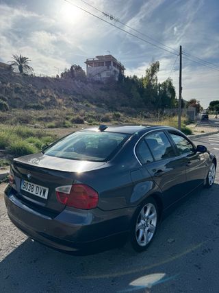 BMW Serie 3 2006 Acepto Cambios