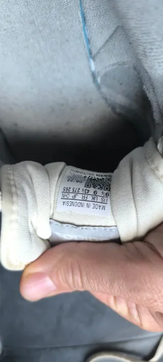 Adidas Centenials 85