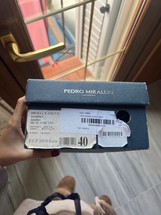 Tacones Pedro Miralles Beige y Dorado