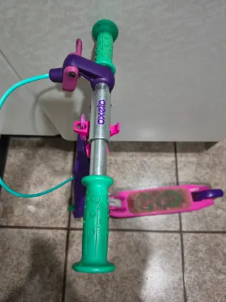 Patinete infantil rosa y morado