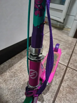 Patinete infantil rosa y morado