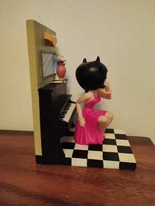 Figura Betty Boop Piano