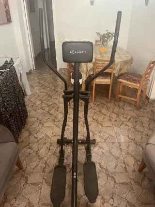 Bicicleta elíptica negra