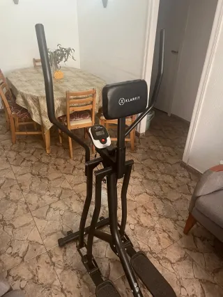 Bicicleta elíptica negra