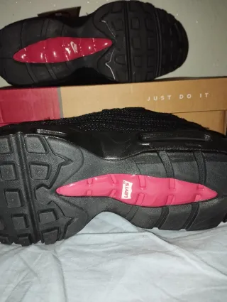 Nike Air Max 95 Levis Negro