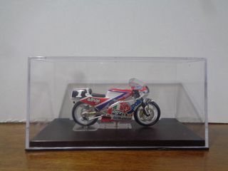 DUCATI DESMOSEDICI   HONDA RC45   HONDA RS125 1/24