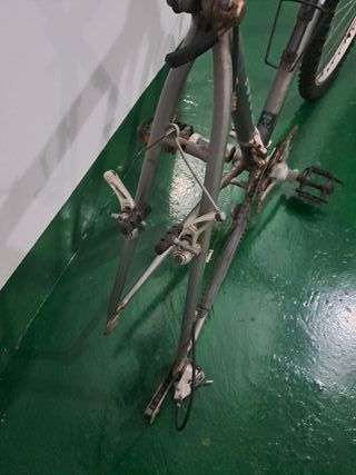 Bicicleta Orbea Sherpa: necesita reparación