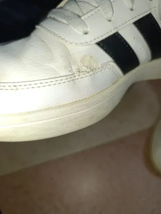 Zapatillas Adidas Blancas y Negras