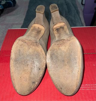 Zapatos de tacón Unisa ante beige