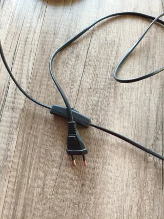 Lámpara de escritorio moderna