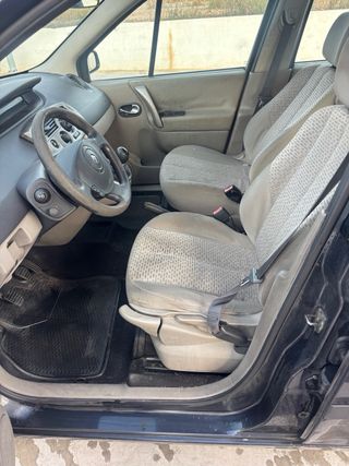 Renault Grand Scenic 2006