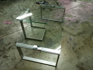 Mesa de centro cristal y metal plateado Super buen