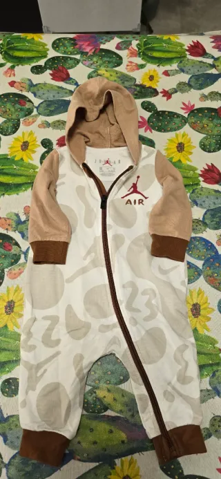 Tuta neonato Jordan 68 cm