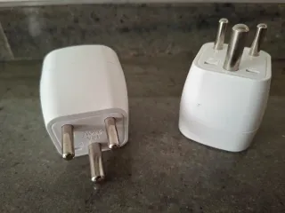 Pack de 2 Adaptadores Enchufe India.